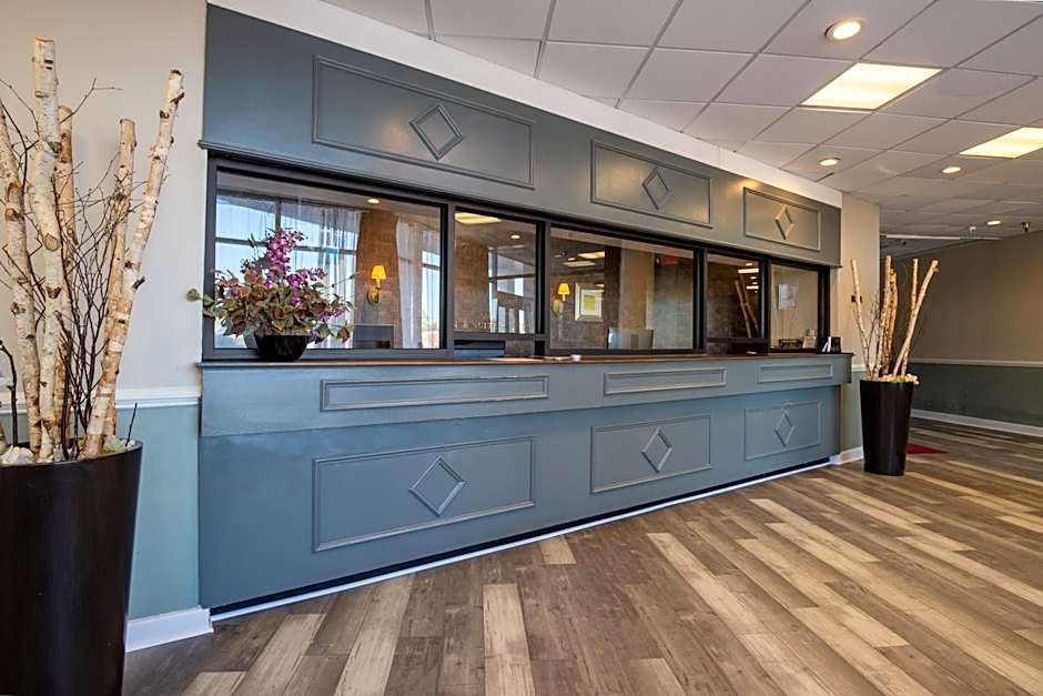 Dominion Inn and Suites