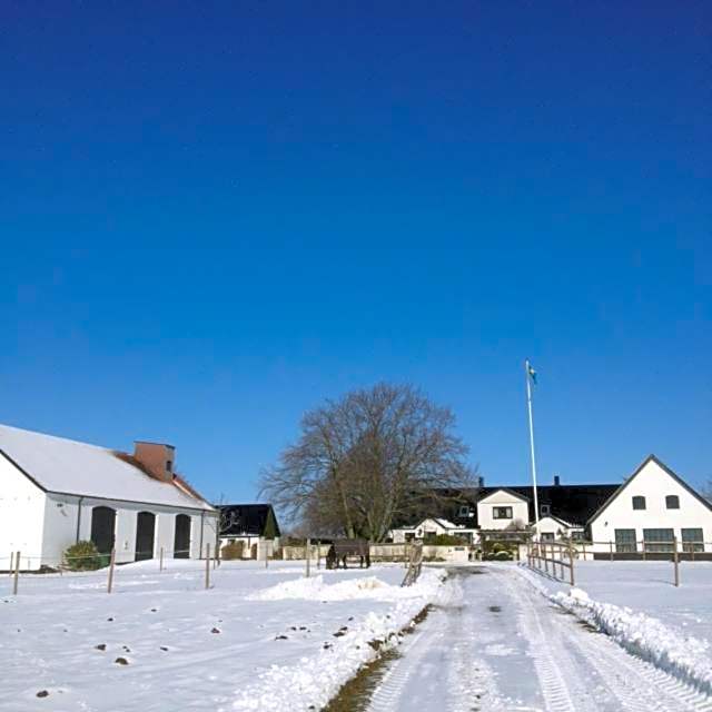 Arnhög Farm