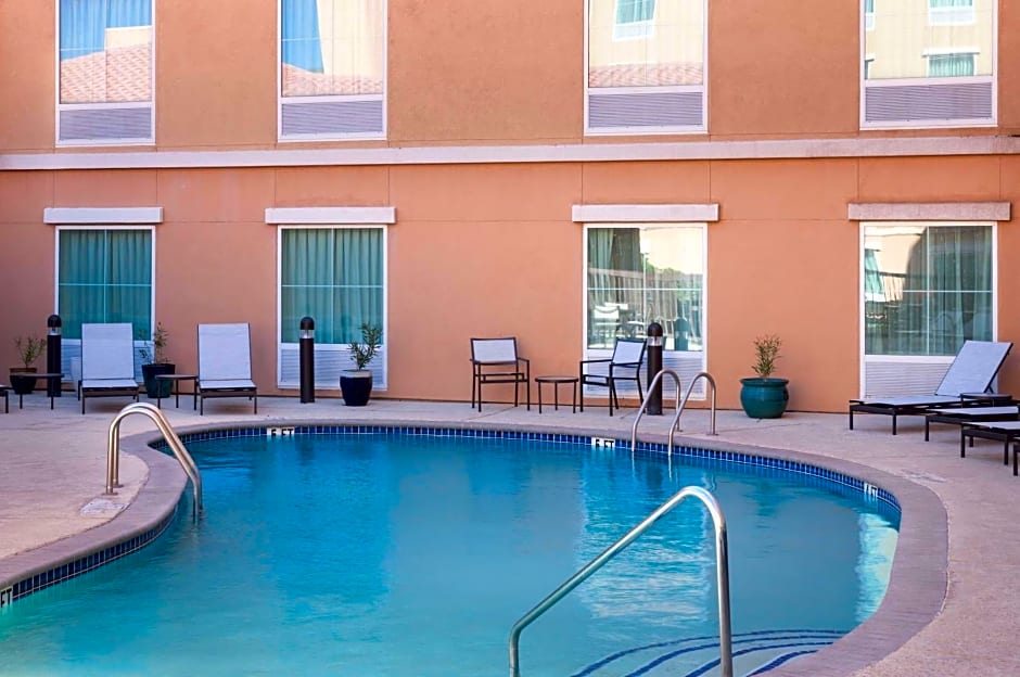 Homewood Suites By Hilton El Paso Airport