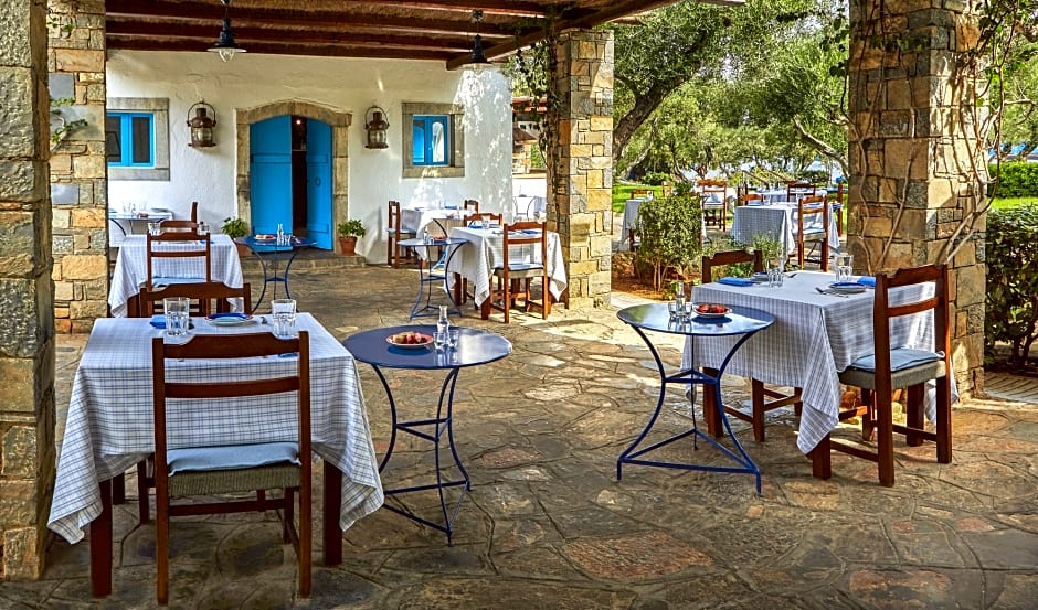 Elounda Beach Hotel & Villas, a Member of the Leading Hotels of the Wo