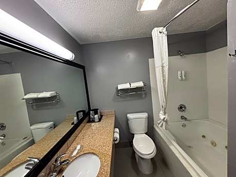 King Suite - Non Smoking