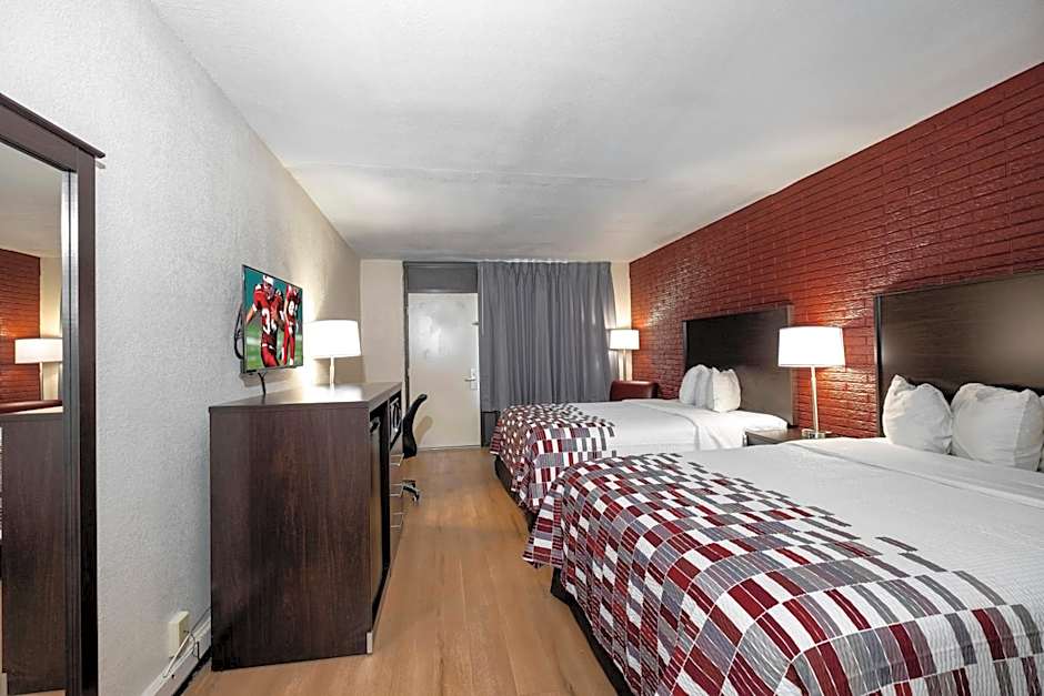 Red Roof Inn West Point