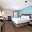 Travelodge by Wyndham LAX South