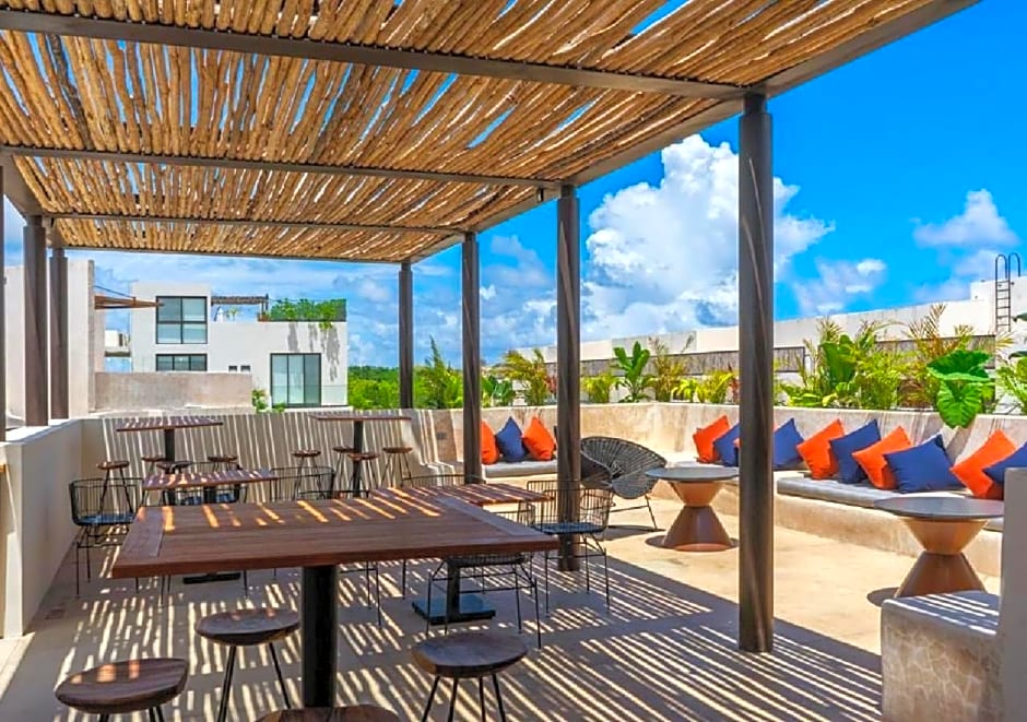 ARUNA TULUM-Luxury Studios & Apartments