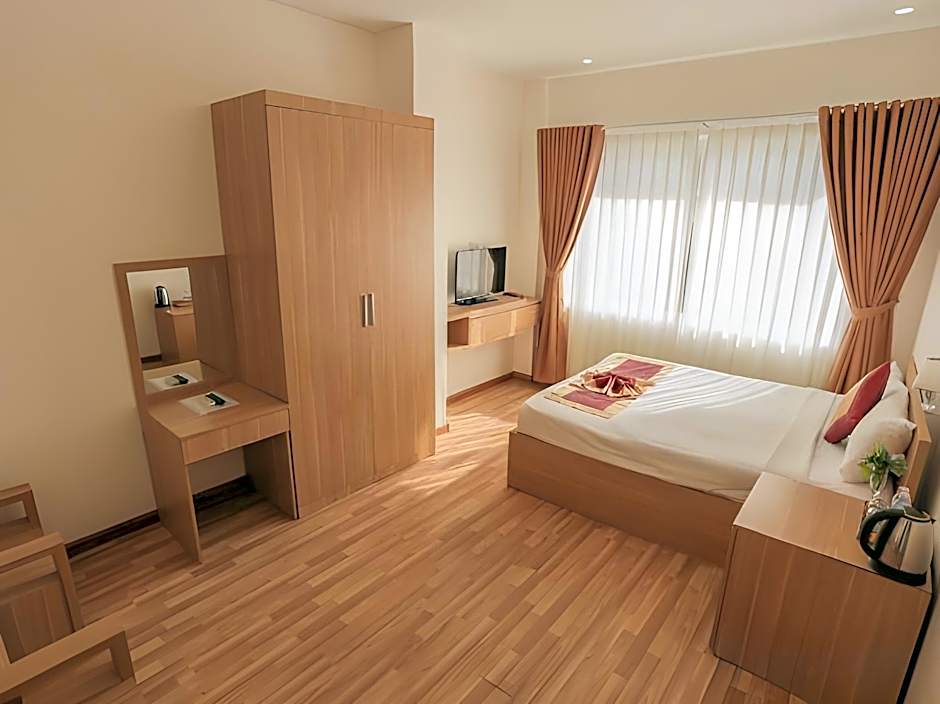 Prague Nha Trang Hotel
