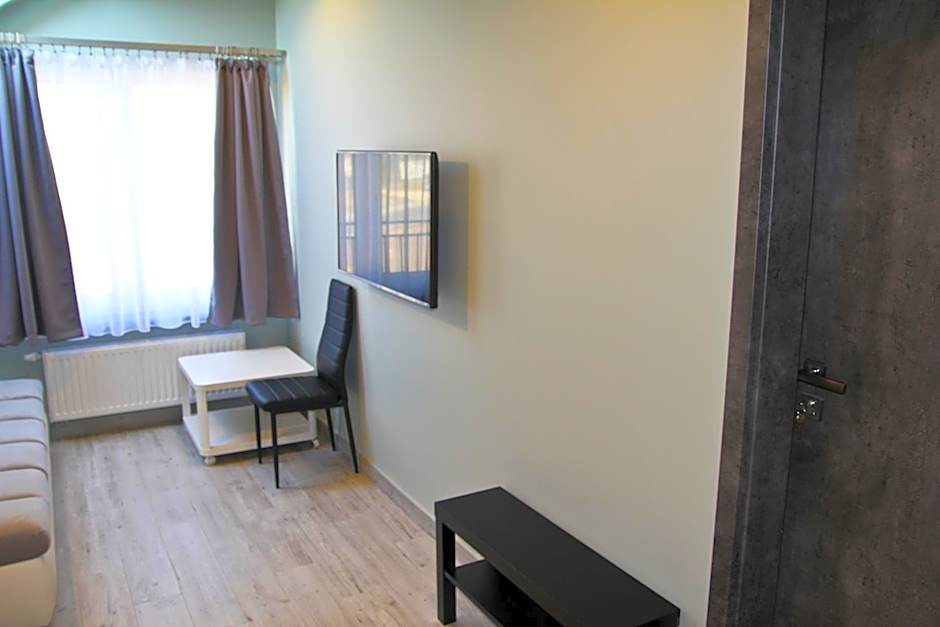 Motel Lunar