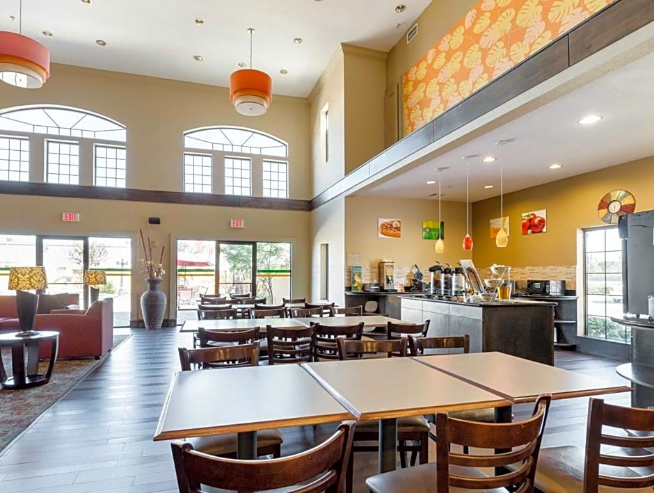 Baymont by Wyndham Houston North