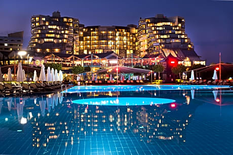 Limak Lara Deluxe Hotel & Resort Antalya