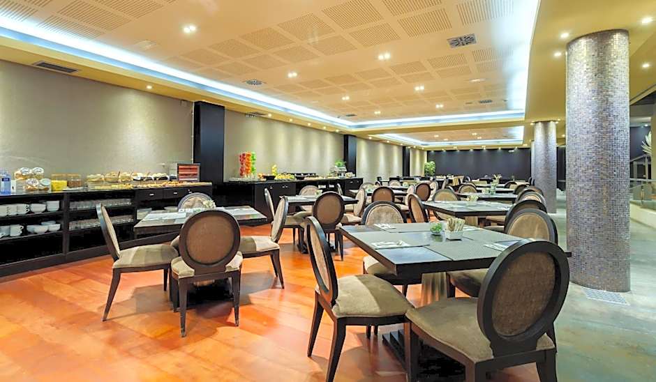 Iberik Santo Domingo Plaza Hotel