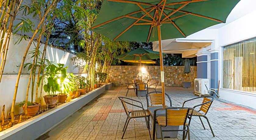Hotel Athome & Serviced Apartments By Deccan Serai Hotels