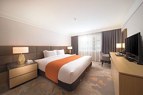 Corner Suite