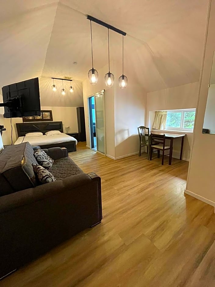 Photo 1 of 9 of Suite with Kitchenette