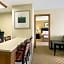 Country Inn & Suites by Radisson, Lincoln North Hotel and Conference Center, NE