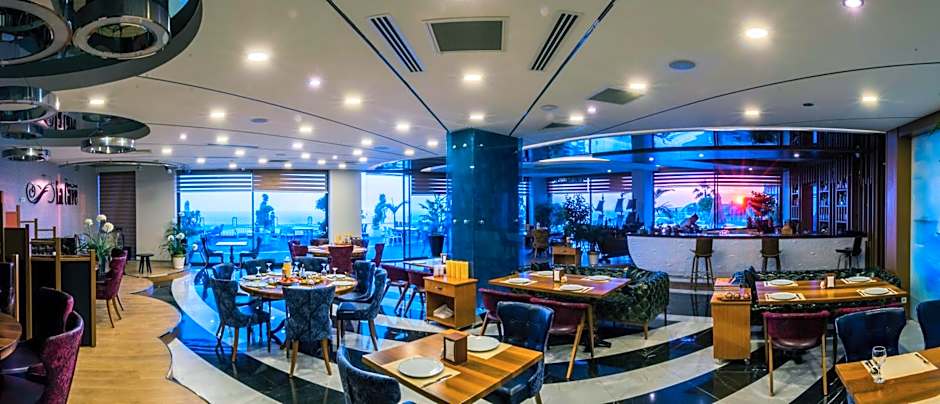 Elite Luxury Suite & Spa