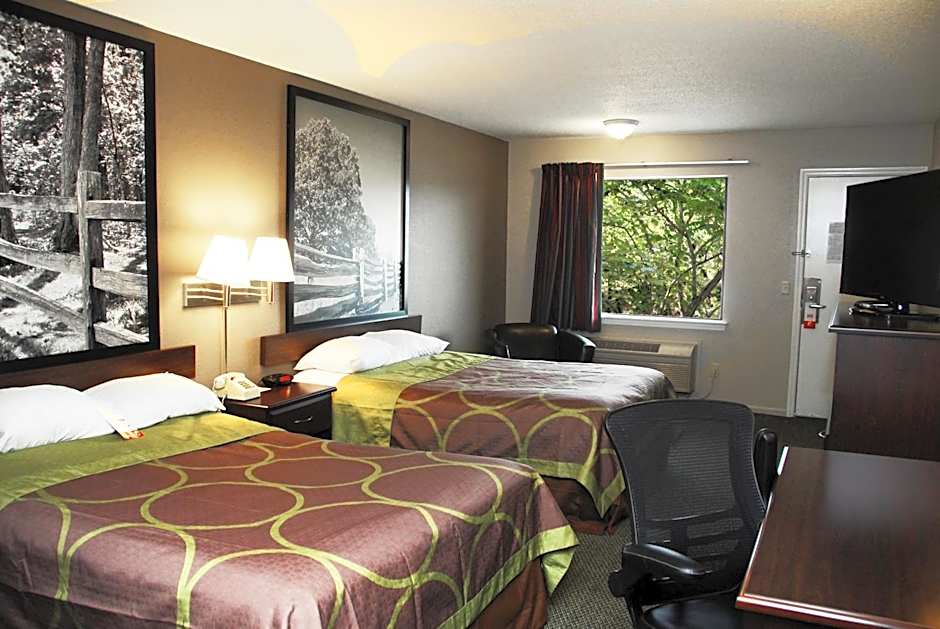 Super 8 by Wyndham Chattanooga Ooltewah