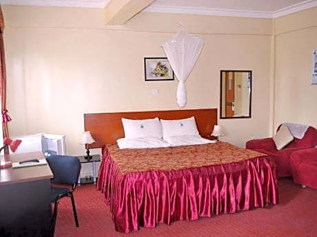 Hotel Paradise on the Nile