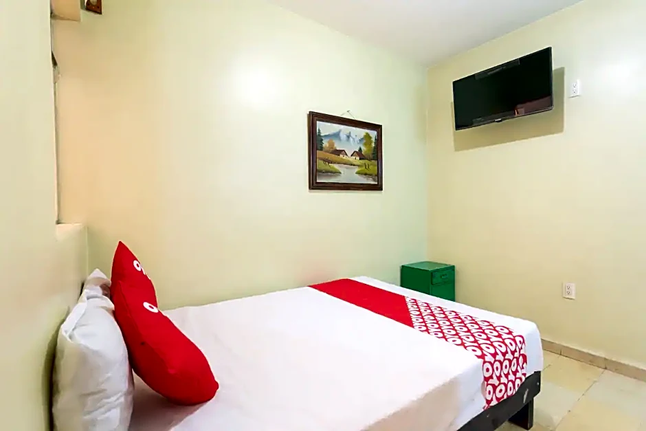 OYO Hotel Emperador