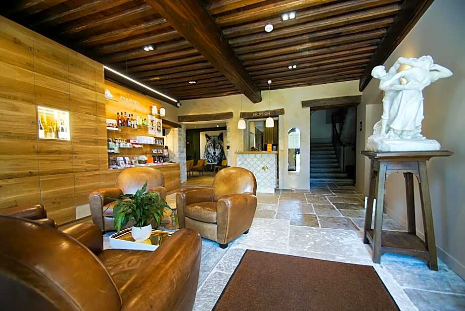 Castel de Très Girard - Hotel & Restaurant - Teritoria