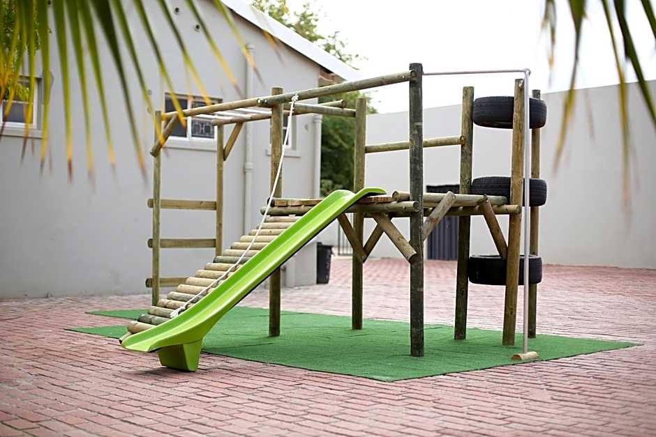 The Hamlet Country Lodge