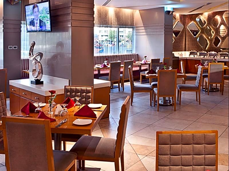 Landmark Grand Hotel