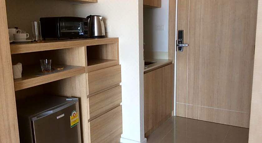 Himawari Guesthouse at Kanyarat