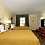Quality Inn & Suites Biltmore East