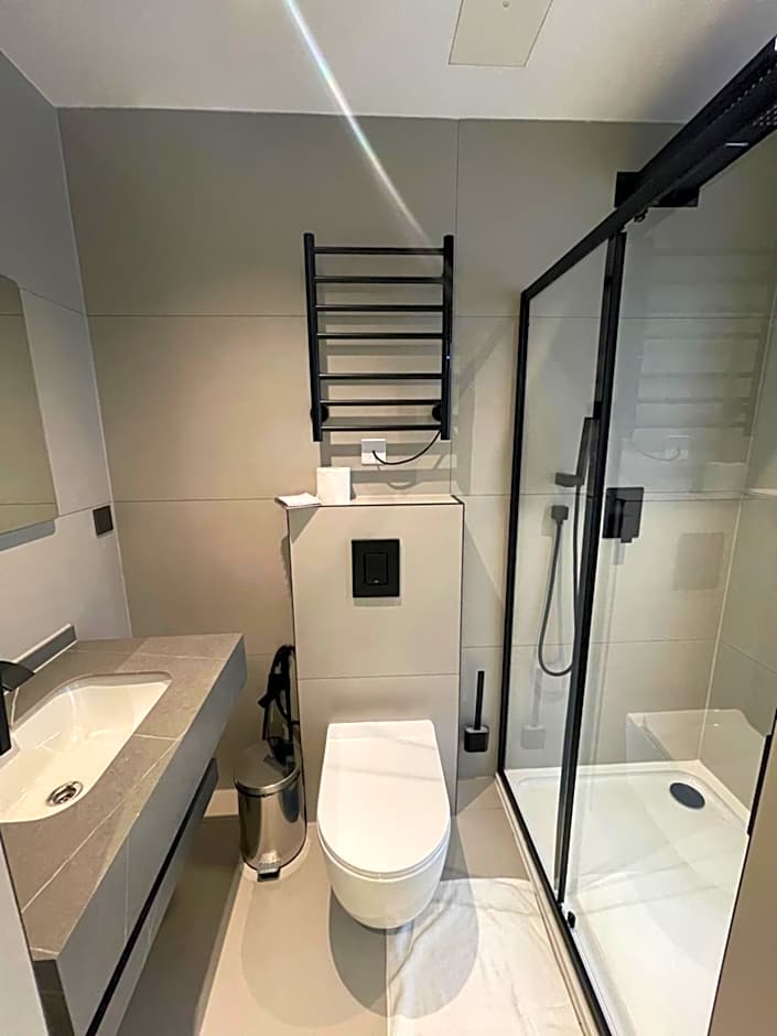 Rosemay Hotel near London Heathrow Airport