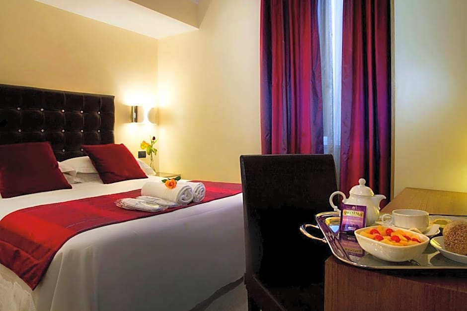 Marcella Royal Hotel