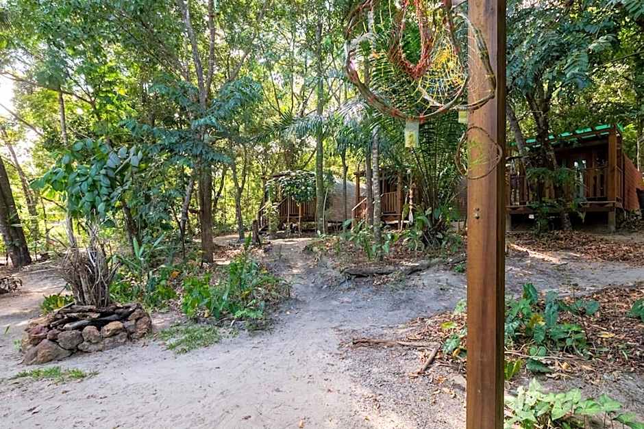 Alquimia Zen IGLUs de eucalipto na Reserva Aruá