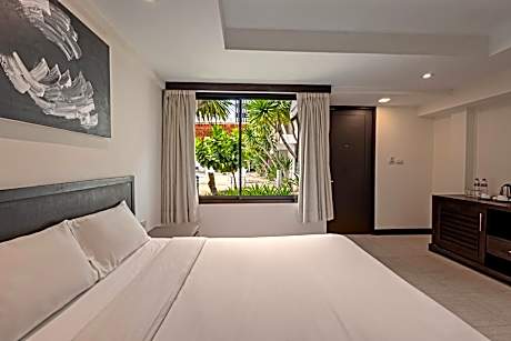 Superior Garden Access King