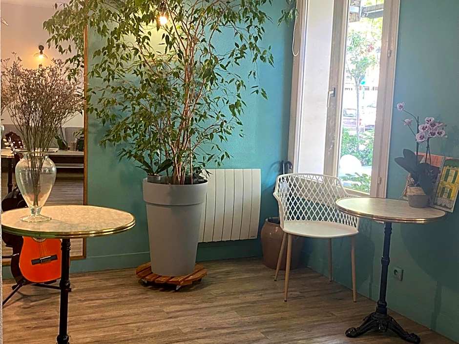 Hotel Paris Vesinet-LogisHotels et Domaine Evenementiel