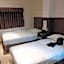 Holiday Hotel