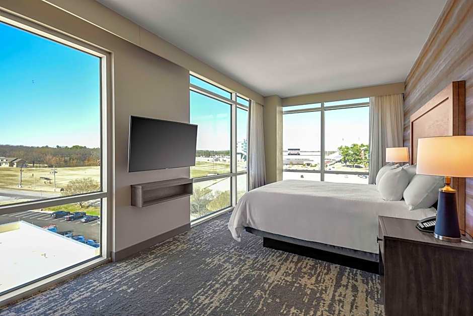 Embassy Suites by Hilton Jonesboro Red Wolf Convention Center