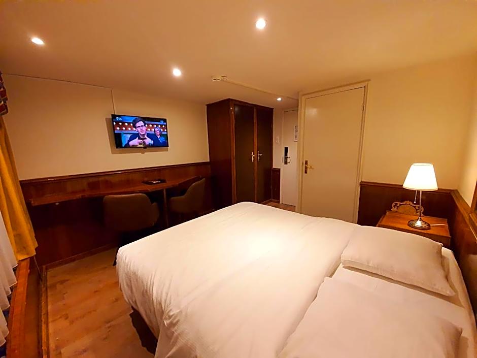 Rembrandtplein Hotel