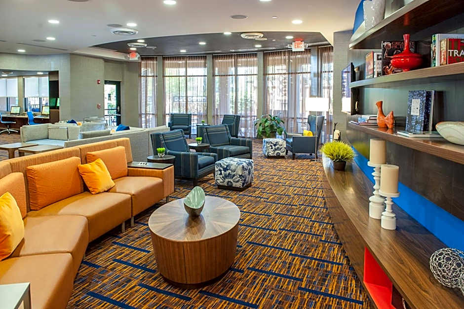 Courtyard by Marriott Pensacola Downtown