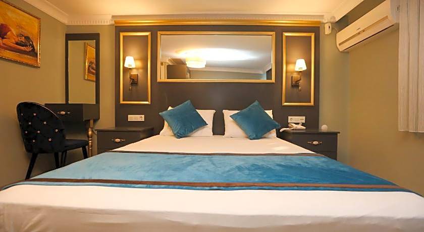 Grand moon hotel suites 