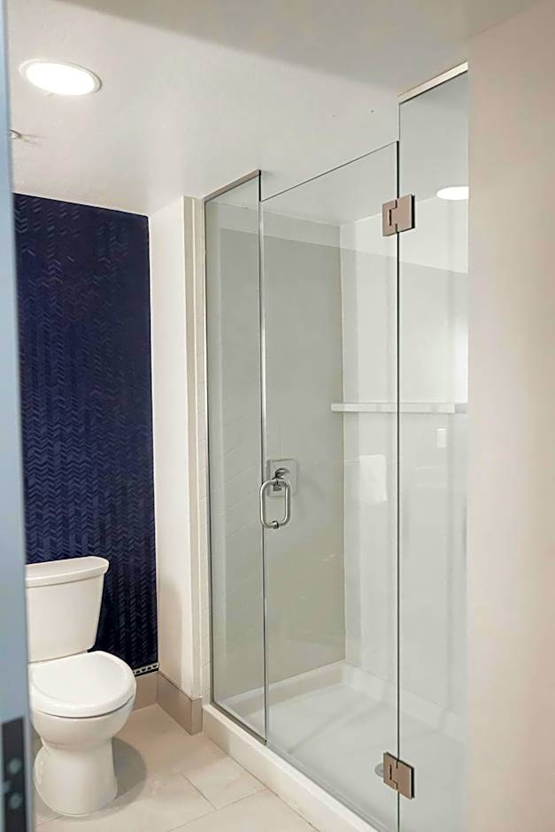 Fairfield by Marriott Inn & Suites Louisville Airport