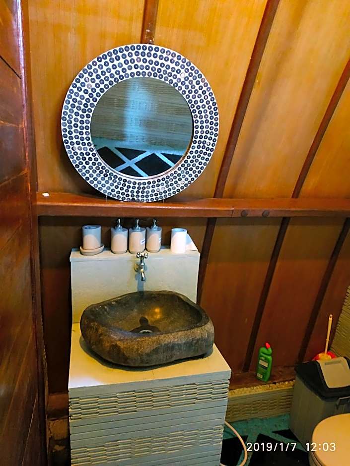 Kampung Meno Bungalows