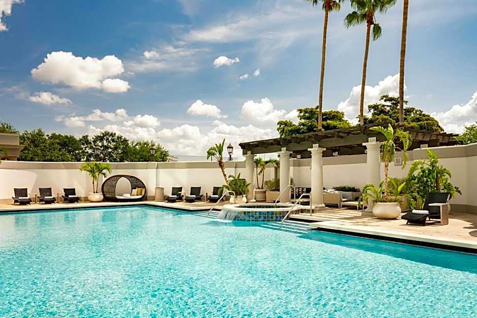 Renaissance by Marriott Tampa International Plaza Hotel