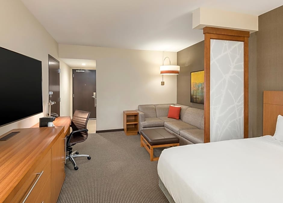 Hyatt Place Greenville Downtown