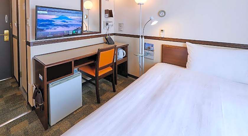 Toyoko Inn Chiba eki Higashi guchi
