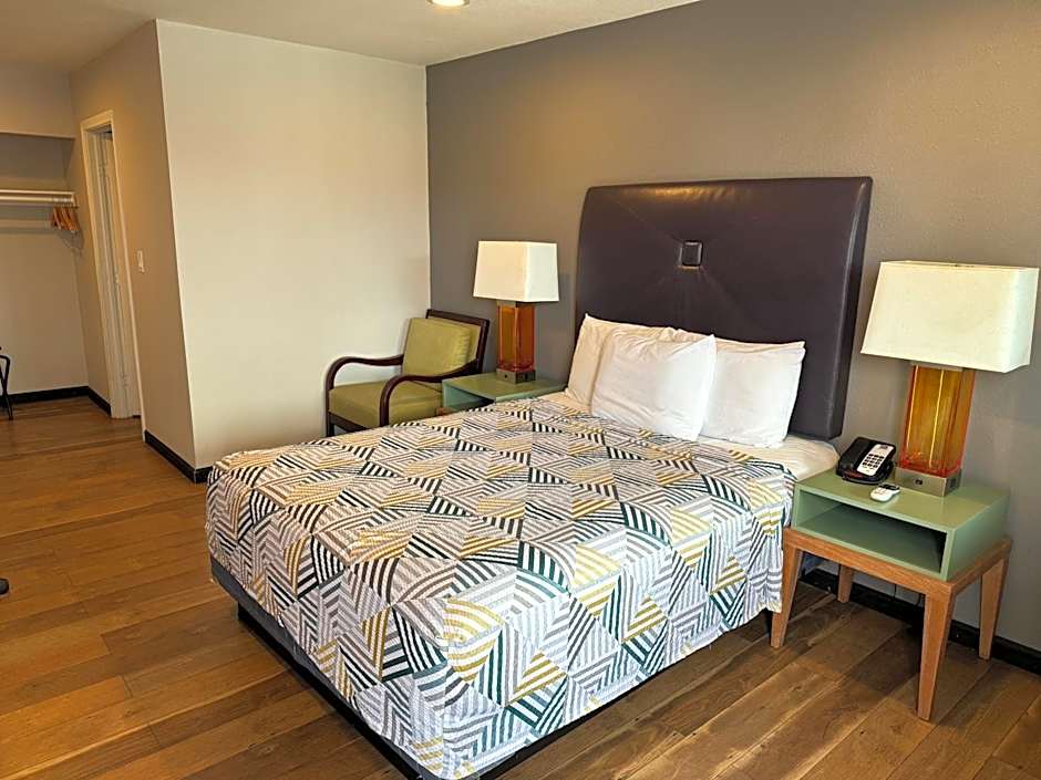 Motel 6 Ridgecrest, CA China Lake