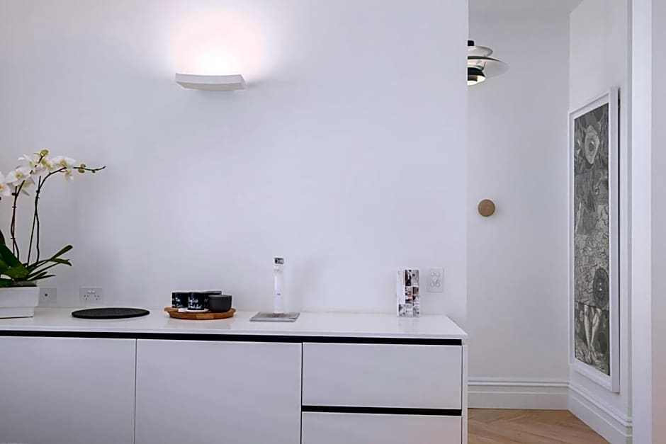 Sullivans Cove Apartments