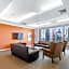 Clarion Suites Gateway