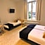 Hotel Du Congres