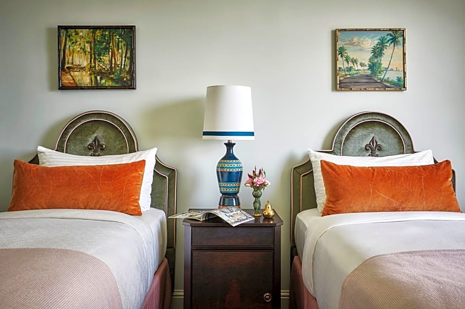 The Pontchartrain Hotel