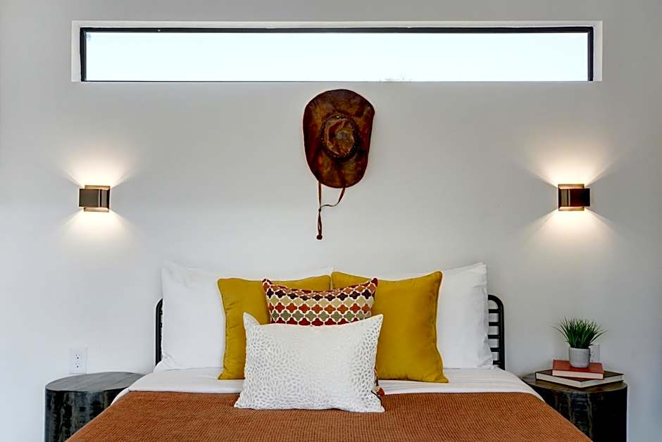 Lucky Arrow Retreat