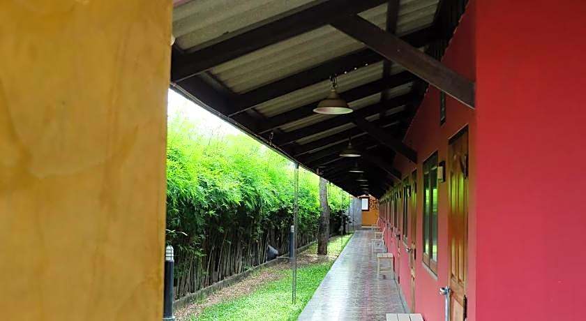 Baan Ma Feung Guest House