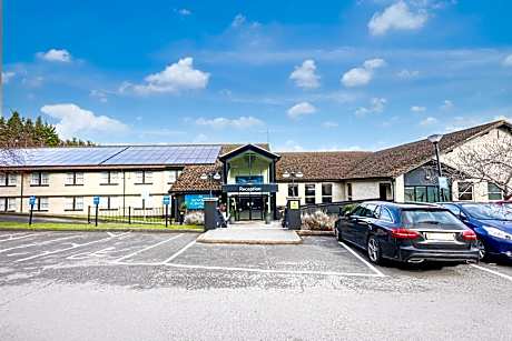 Gloucester Robinswood Hotel By Sunday