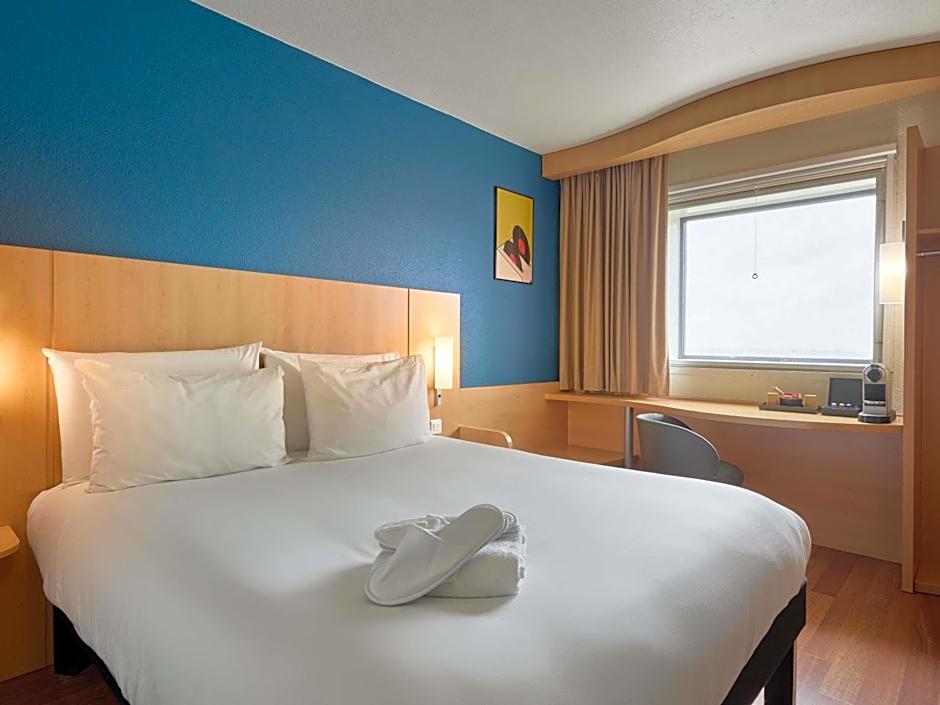 ibis Paris la Défense Centre